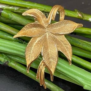 Vintage GERRY’S Signed Gold-tone Maple Leaf Brooch